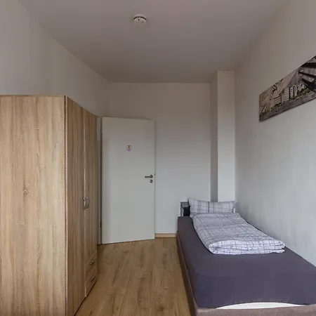 Dkn - Ihr Zuhause Auf Zeit In - Vollmoebliert - Waschmaschine - Wlan - Naehe Leipziger Messe, Bmw Apartment *
